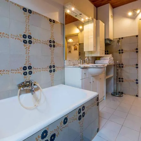 Apartman In 33528