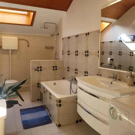 Apartman In 33528 Tribalj