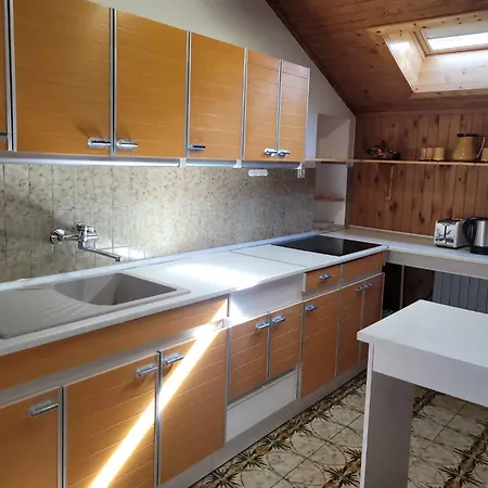 In 33528 Apartamento Tribalj (Primorsko-Goranska)